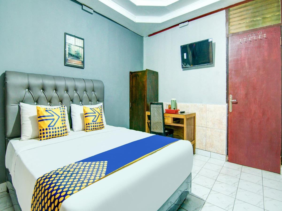 SPOT ON 2690 Hotel Tampan Pekanbaru Bagian luar foto